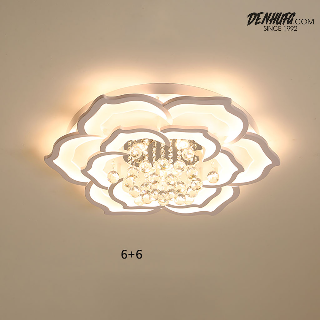 Đèn ốp trần trang trí LED pha lê cánh hoa phát sáng HF2395
