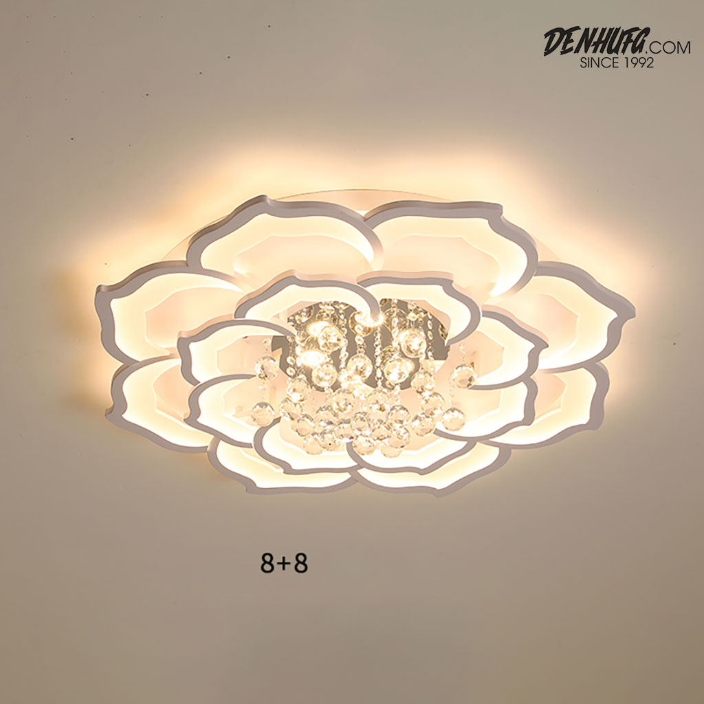 Đèn ốp trần trang trí LED pha lê cánh hoa phát sáng HF2395