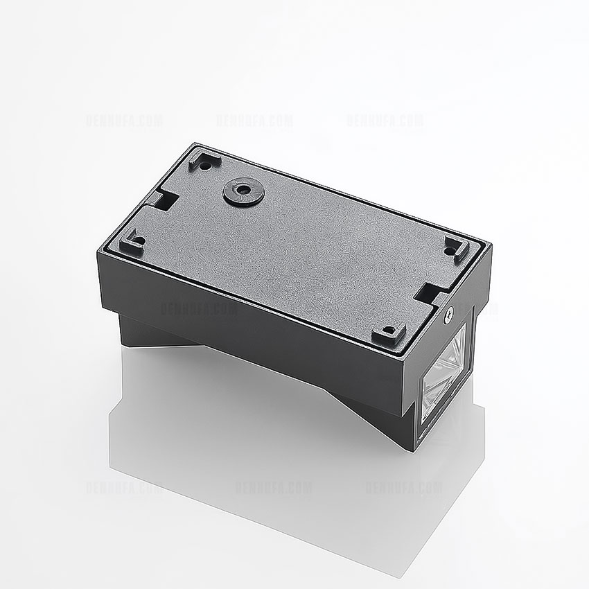 Đèn tường trang trí ngoài trời 2 đầu sáng hiện đại HF456