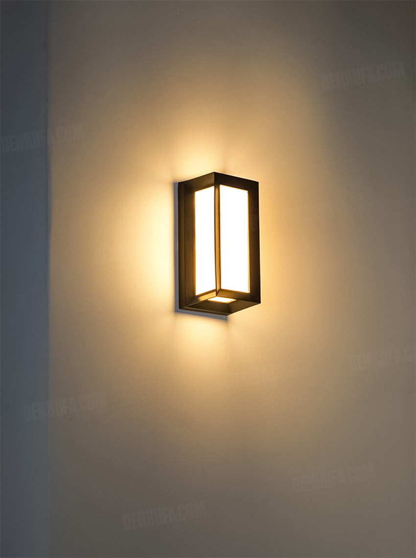 Đèn tường ngoài trời LED HF12990