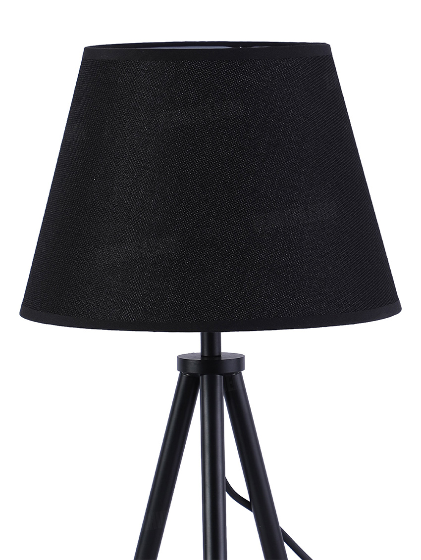 Đèn bàn trang trí HF12845