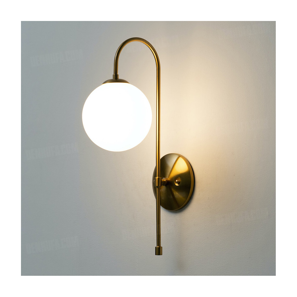 Đèn tường treo quả cầu thủy tinh HF19243